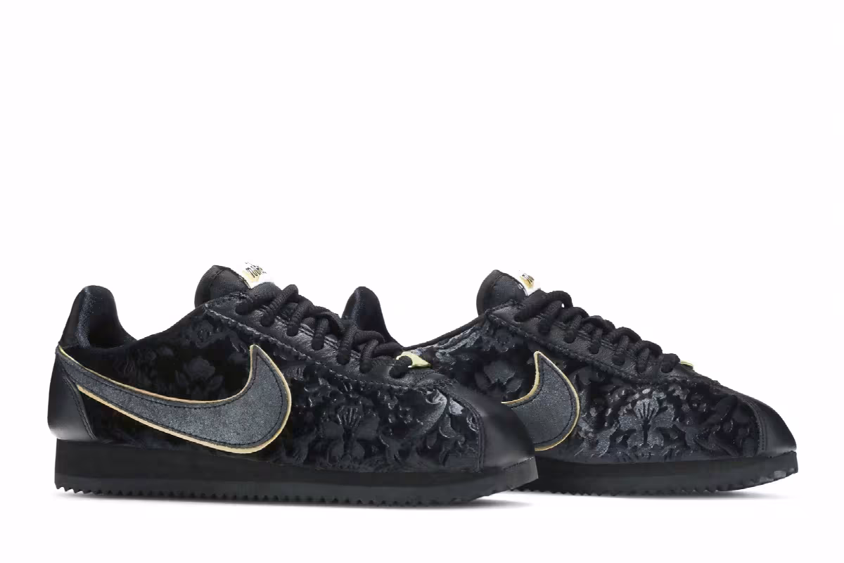 Nike Women's Classic Cortez SE Royalty Print, view 9