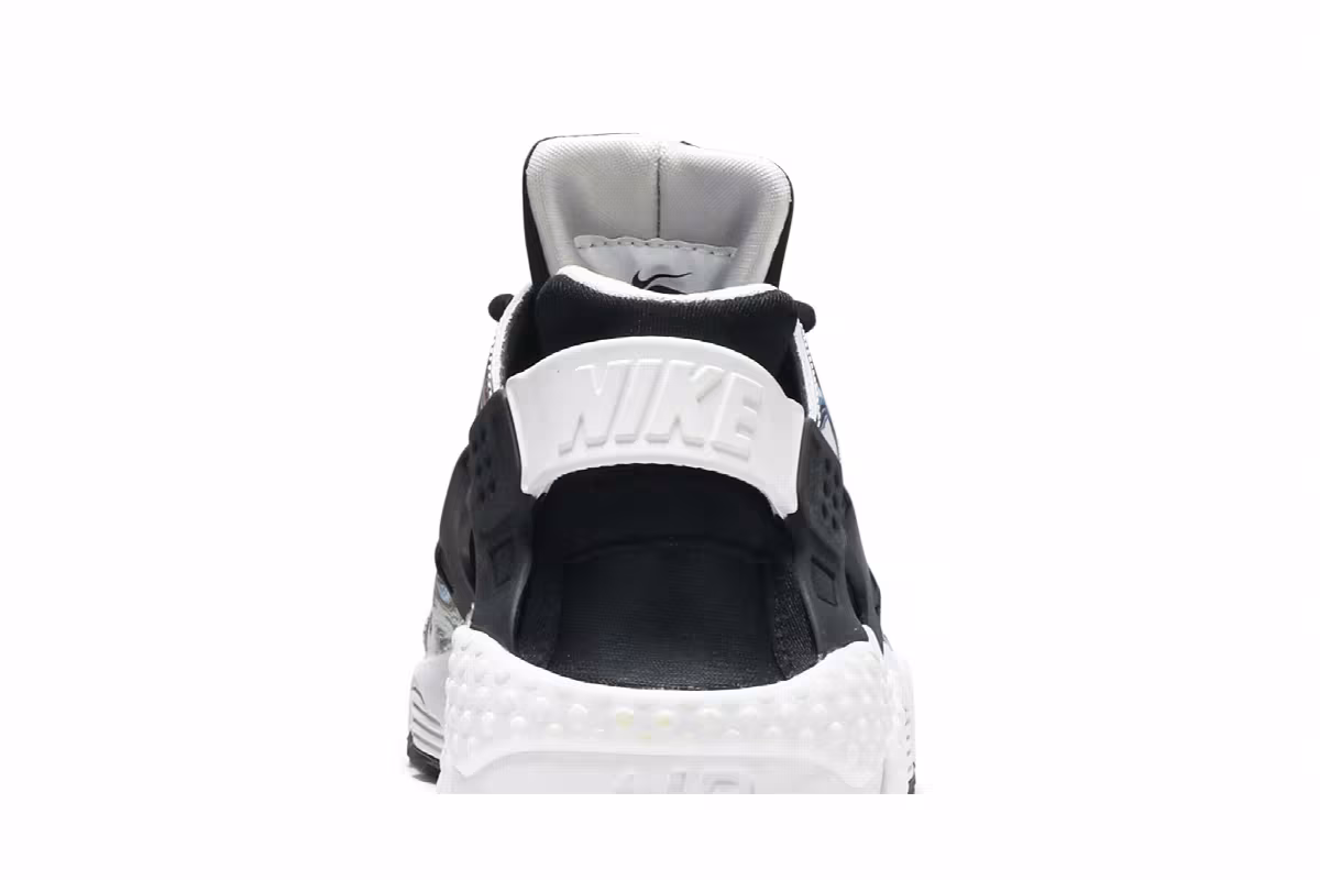 Nike Women's Air Huarache Marble Dye, view 8