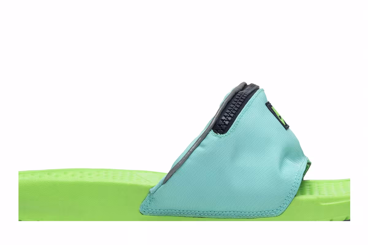 Nike Benassi JDI Fanny Pack, view 3
