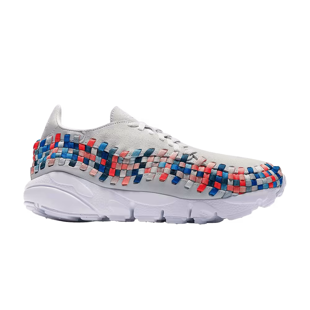 Nike Women's Footscape Woven