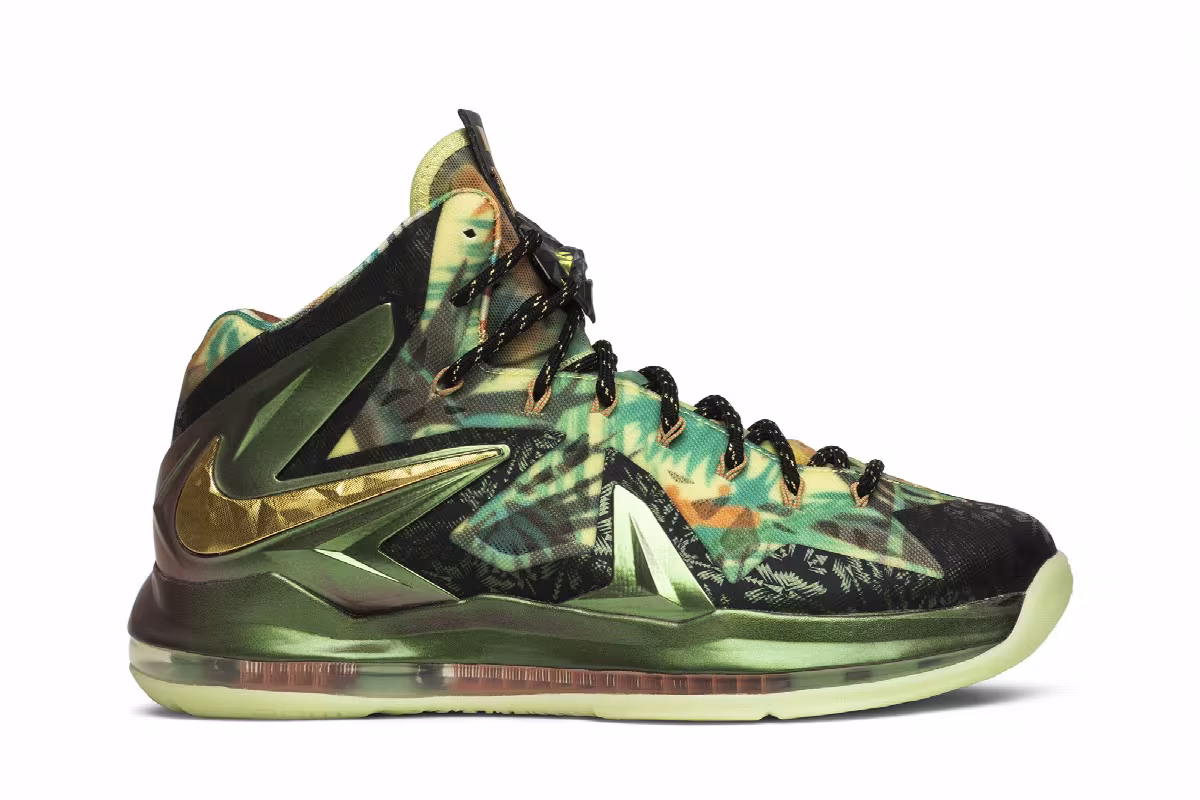 Nike LeBron 10 Reverse Championship Pack, view 2