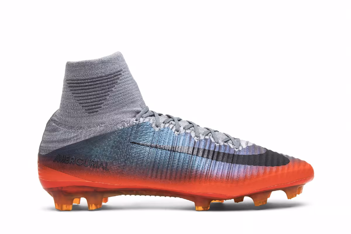 CR7 x Nike Mercurial SuperFly 5 FG Metallic Hematite, view 2