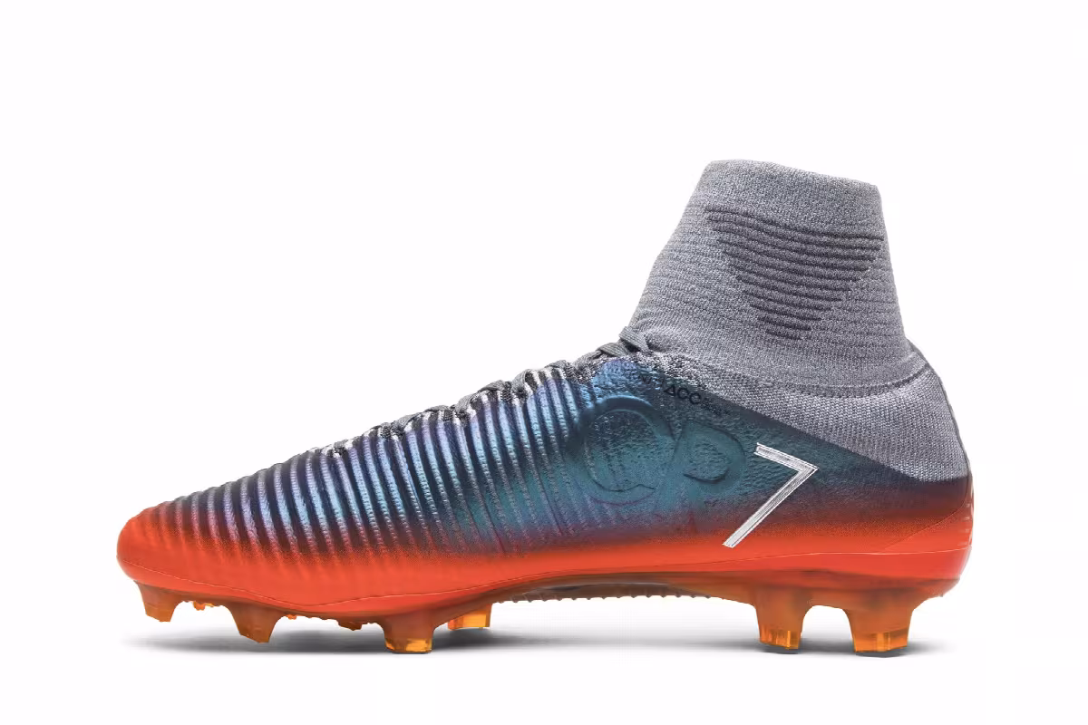 CR7 x Nike Mercurial SuperFly 5 FG Metallic Hematite, view 4