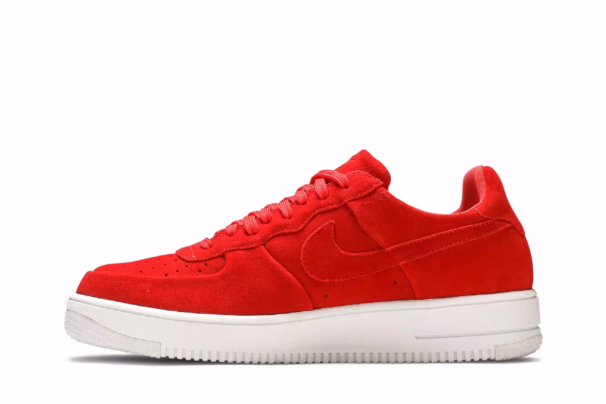 Nike Air Force 1 UltraForce Track Red, view 4