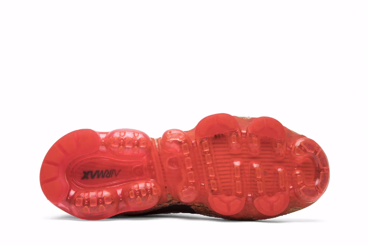 Nike Women's Air VaporMax Zero, view 5