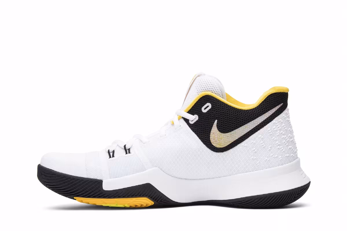 Nike Kyrie 3 N7, view 4