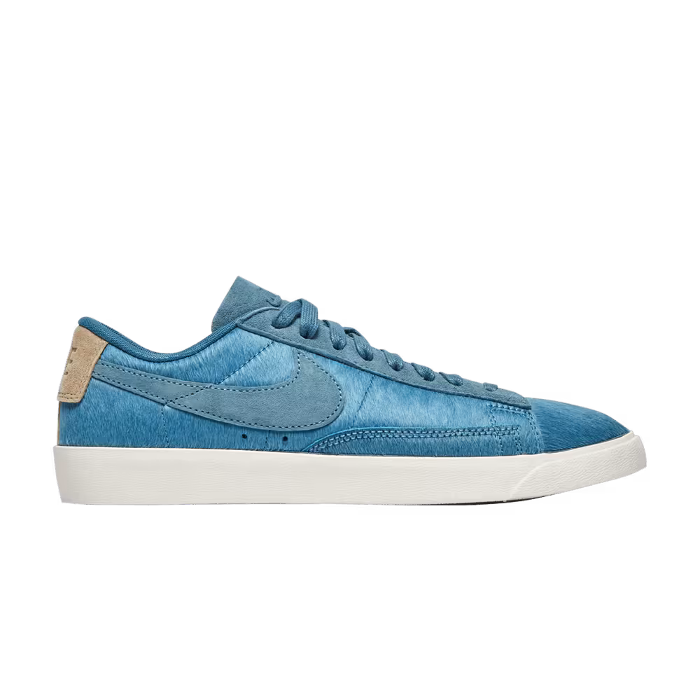 Nike Women's Blazer Low LX Fashion Week