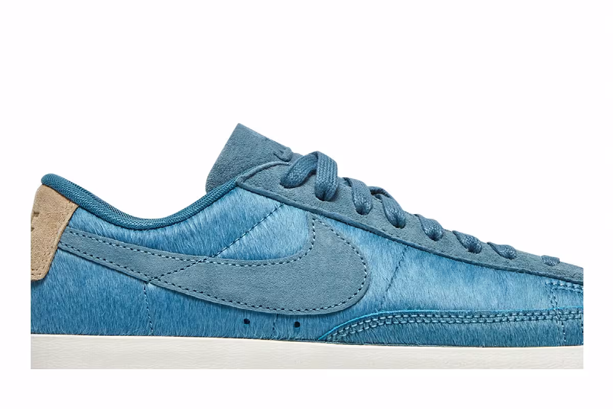 Nike Women's Blazer Low LX Fashion Week, view 3
