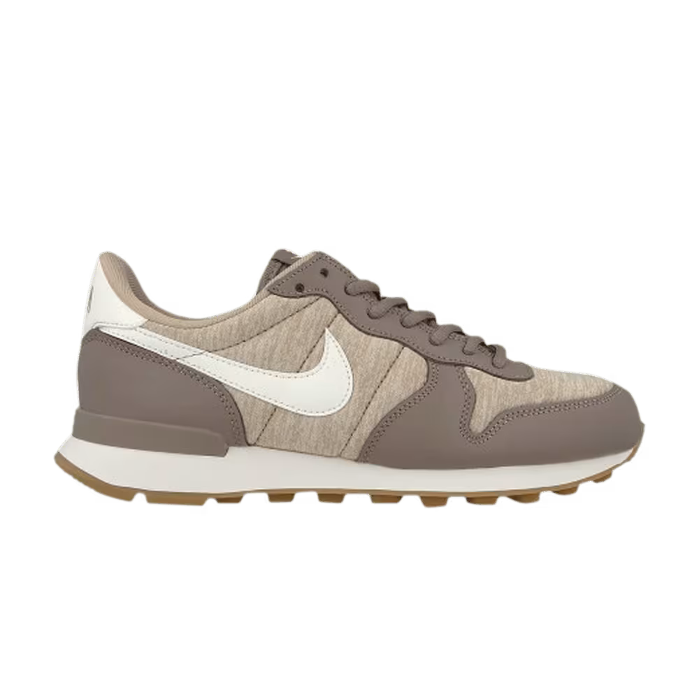 Nike Women's Internationalist Sepia Stone Gum