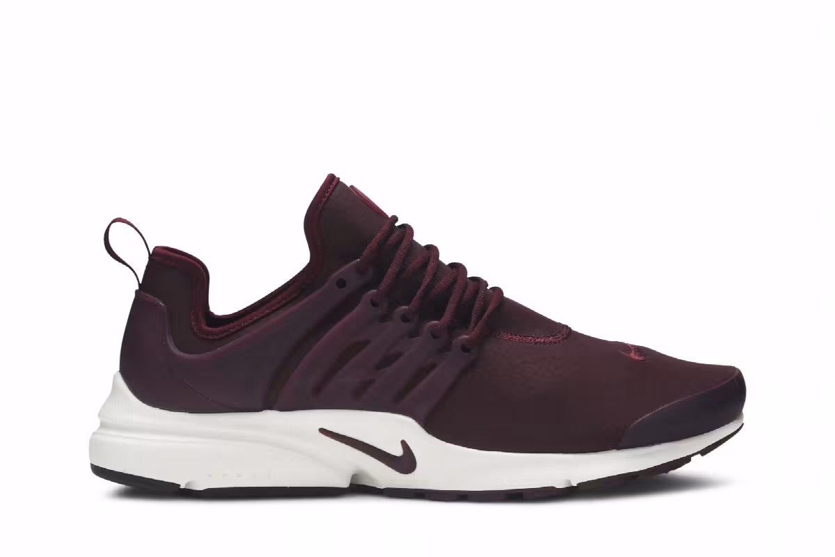 Nike Women's Air Presto Premium Night Maroon, view 2