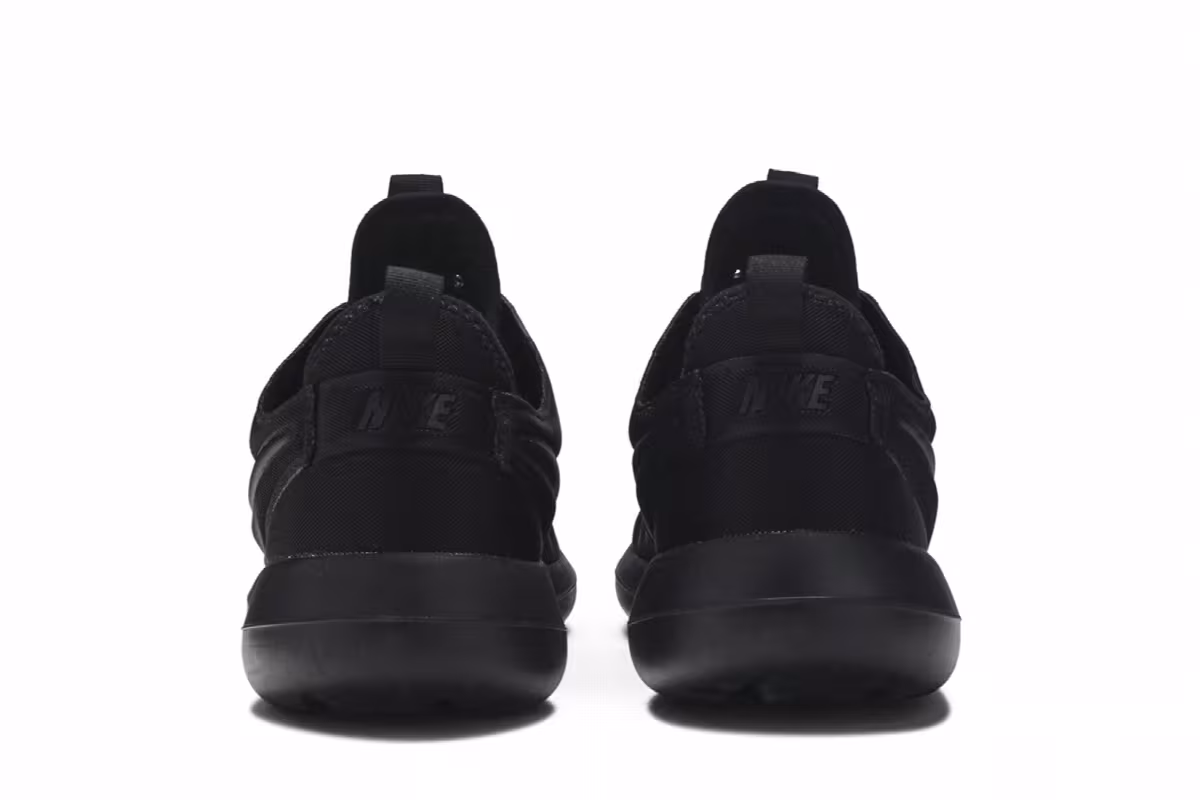 Nike Roshe Two Triple Black, view 7