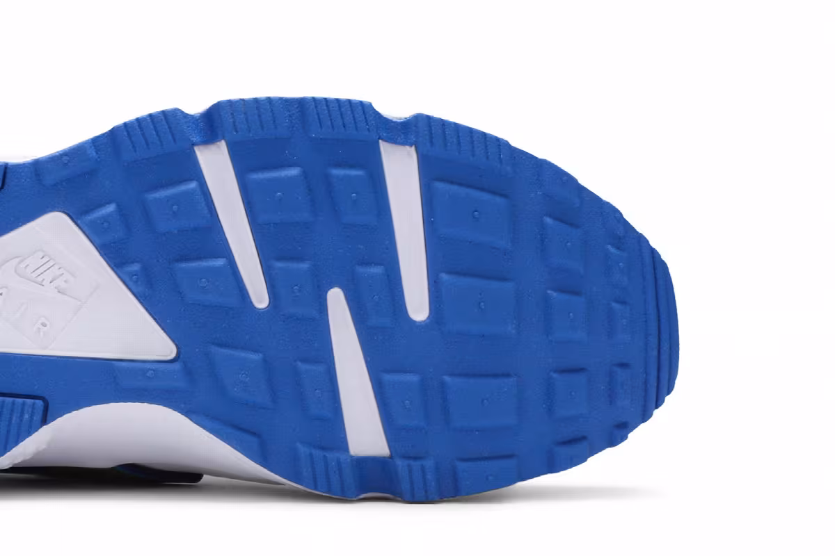 Nice Kicks x Nike Huarache Lowrider, view 6