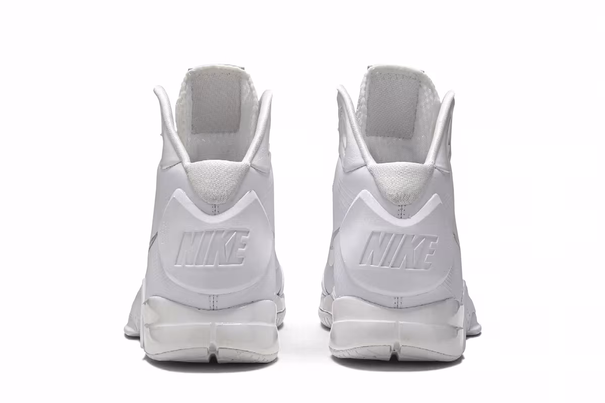 Nike Hyperdunk Triple White, view 7