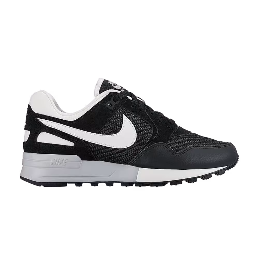 Nike Women's Air Pegasus 89