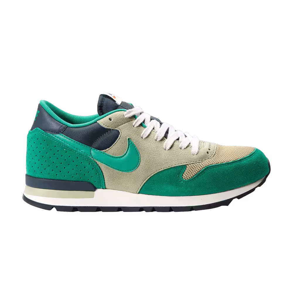 Nike Air Epic QS