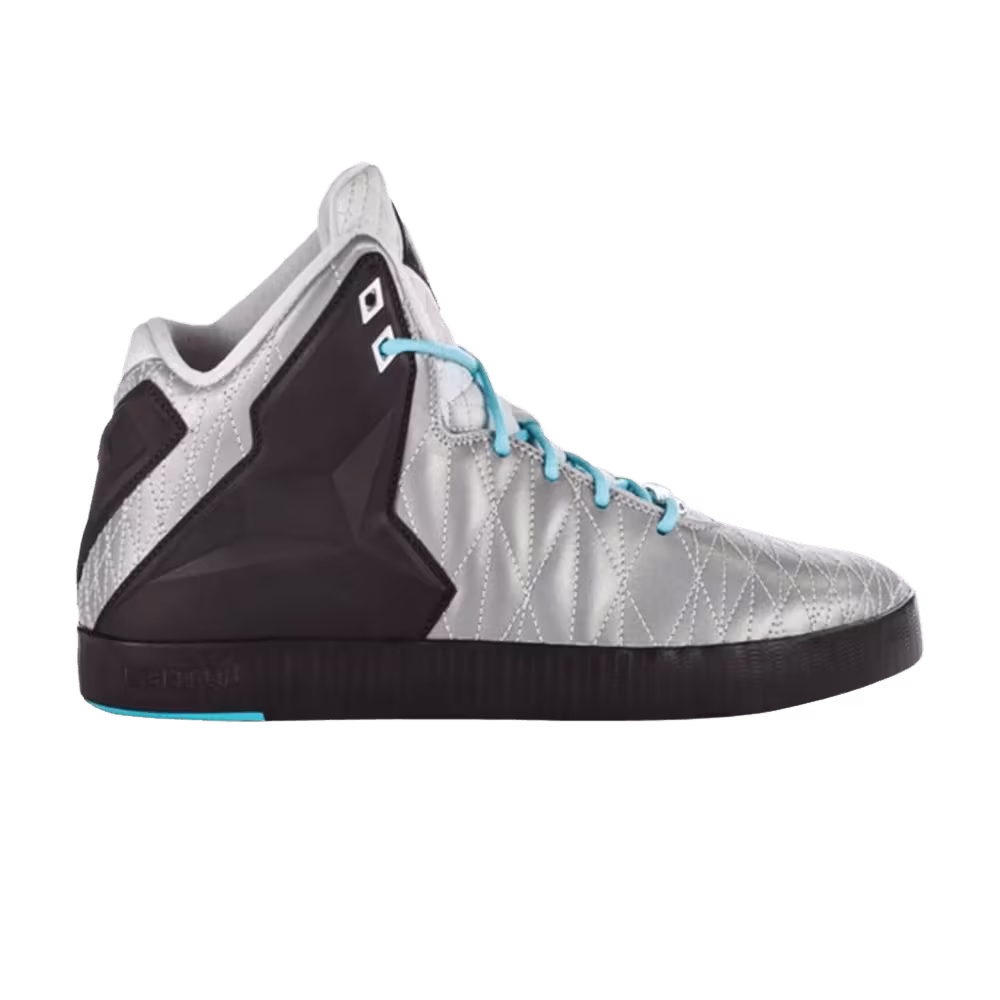 Nike LeBron 11 NSW Lifestyle King Of The Streets