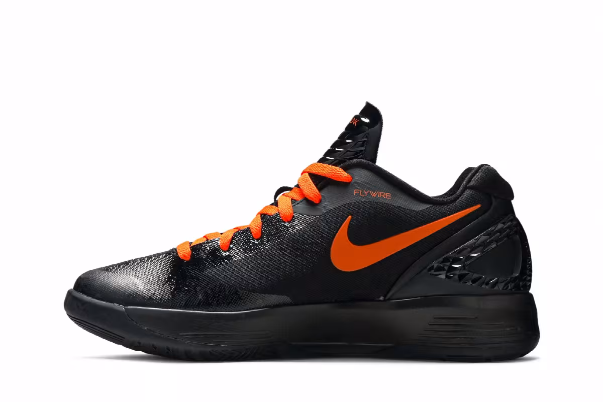 Nike Zoom Hyperdunk 2011 Low, view 4