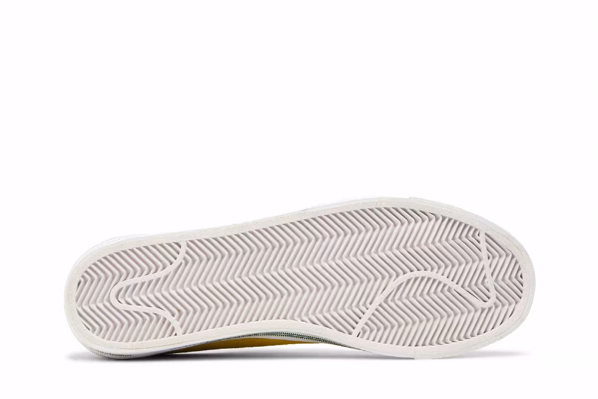 Fragment Design x Undercover x Nike Match Classic HF Vibrant Yellow, view 5