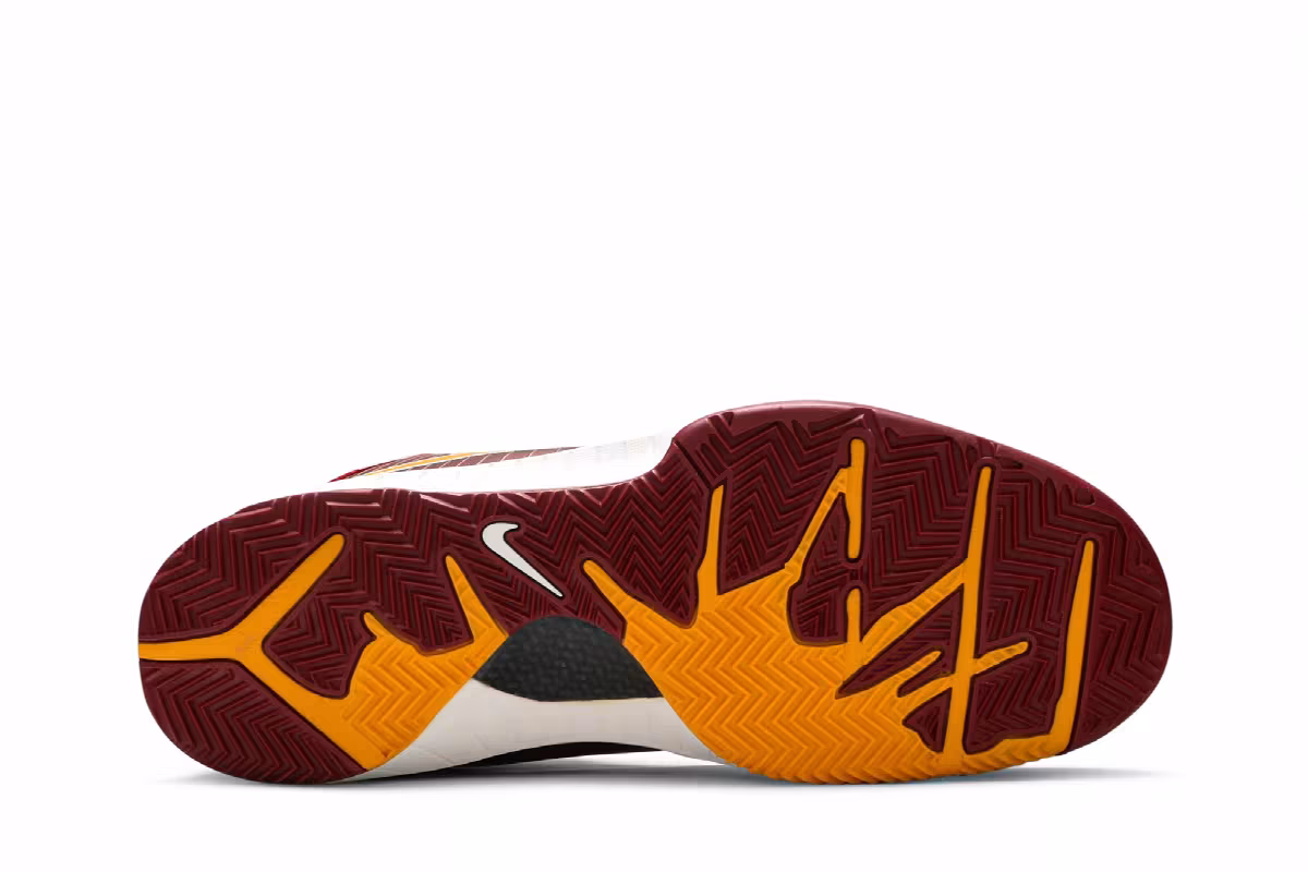 Nike Zoom Kobe 4 USC, view 5