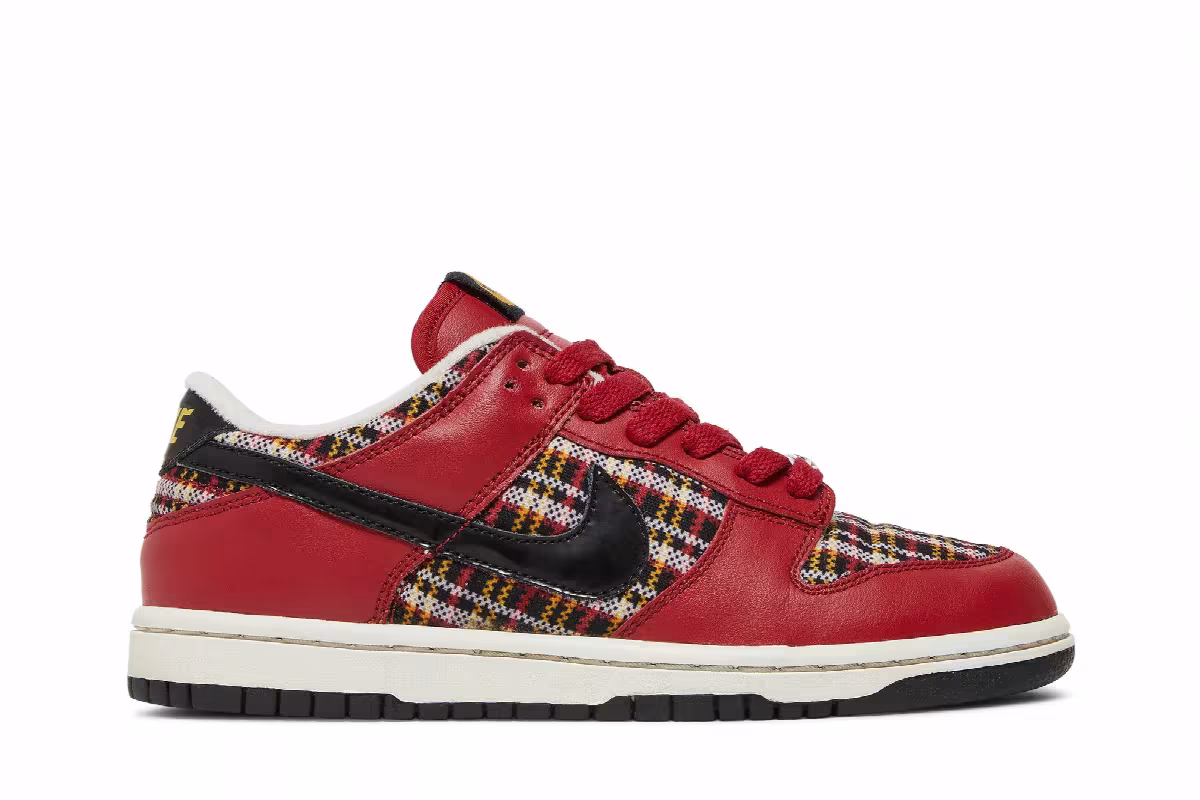 Nike Dunk Low GS Christmas Plaid, view 2