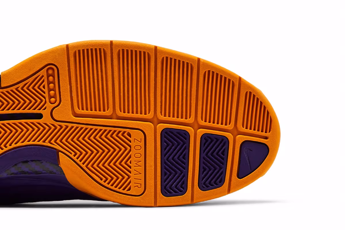 Nike Undefeated x Air Zoom Huarache 2K5 Kobe Bryant, view 6