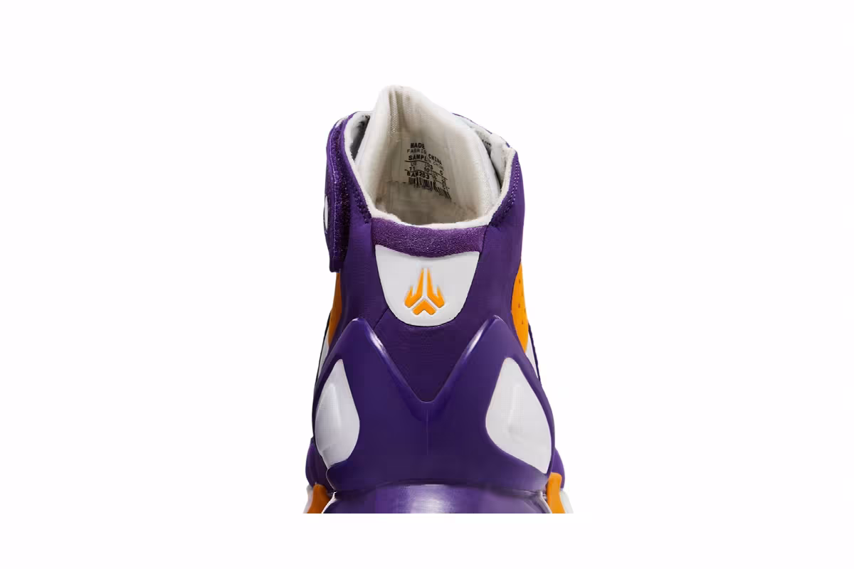 Nike Undefeated x Air Zoom Huarache 2K5 Kobe Bryant, view 8