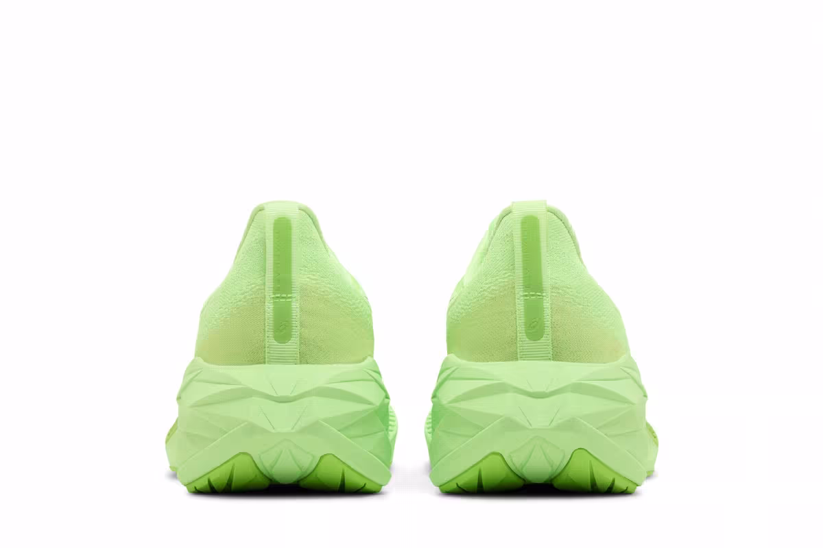 ASICS Novablast 4 Wide Illuminate Green, view 7