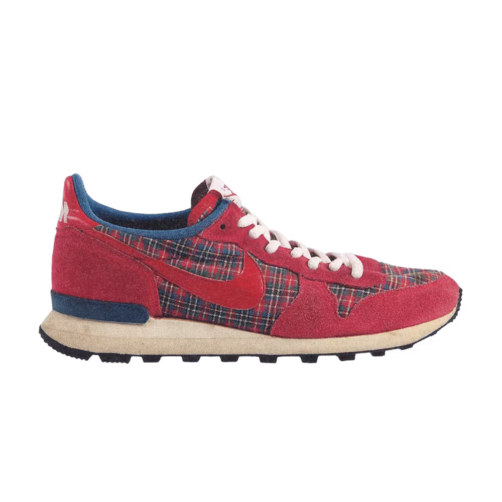 Nike Internationalist Check Red