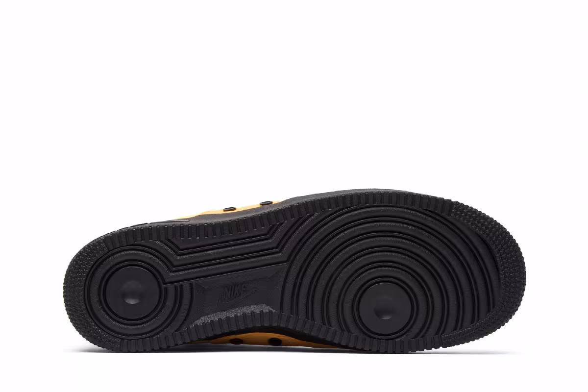Nike SF Air Force 1 Mid OBJ, view 5