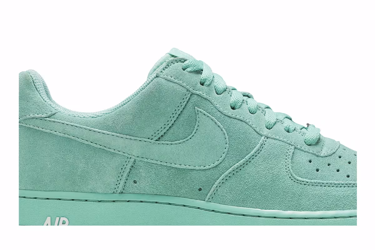 Nike Air Force 1 Low Azure, view 3