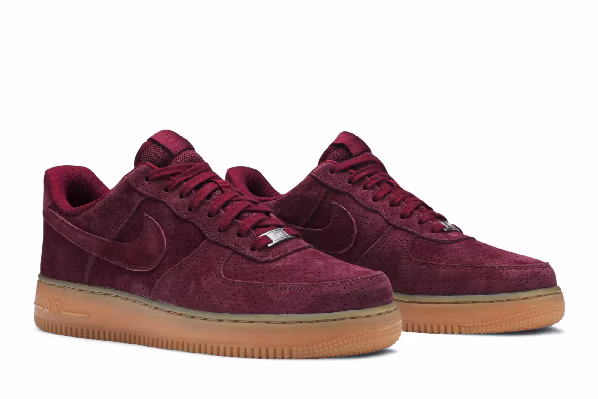 Nike Women's Air Force 1 Deep Garnet, view 9
