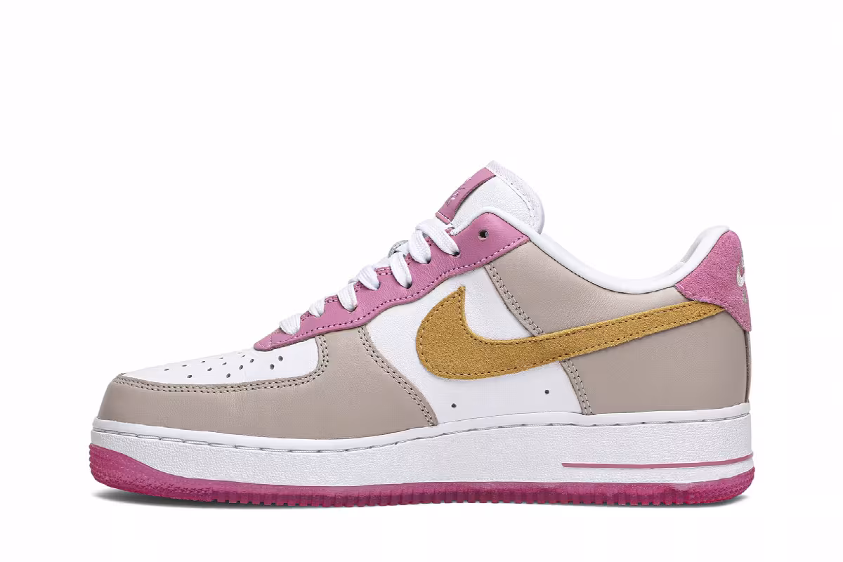 Nike Women's Air Force 1 Low Unlocked iD, view 4