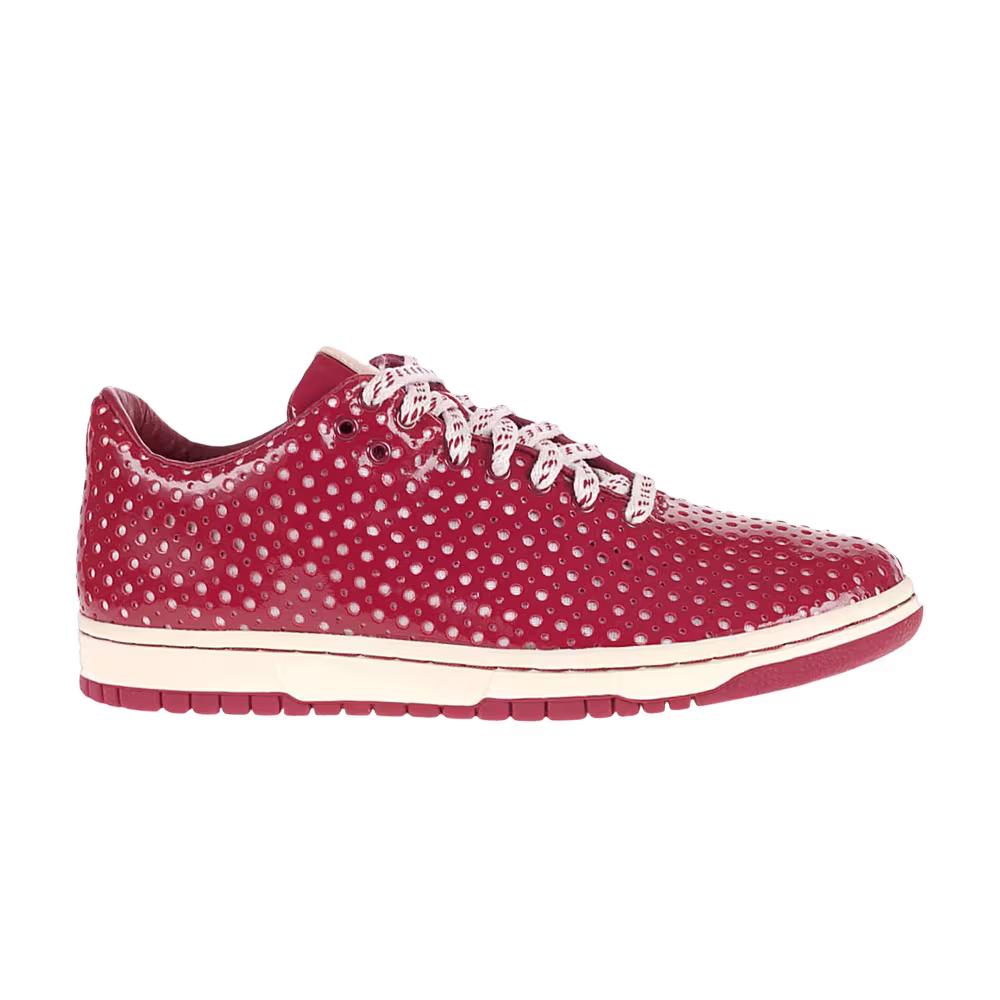 Nike Women's Dunk Low Supreme Perforated - Estadio