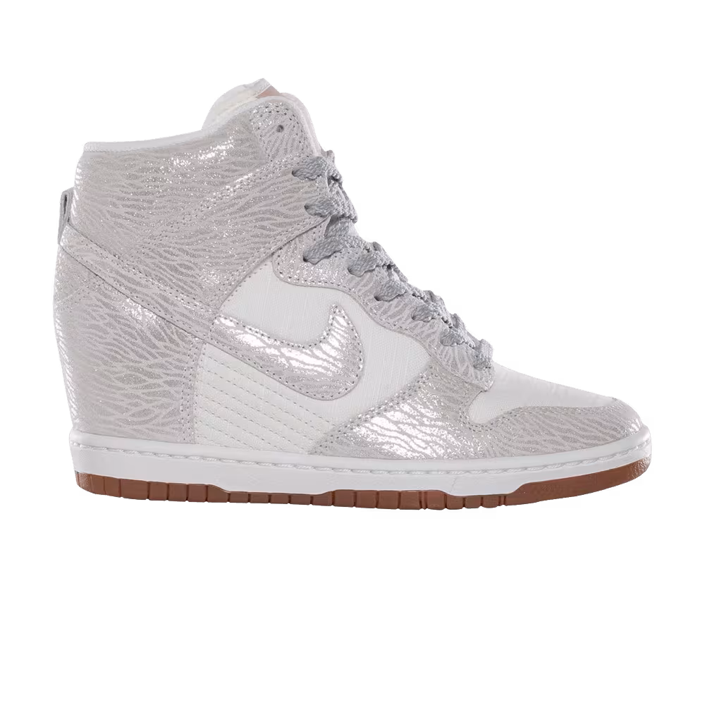 Nike Women's Dunk Sky High Vintage Sail Metallic Silver