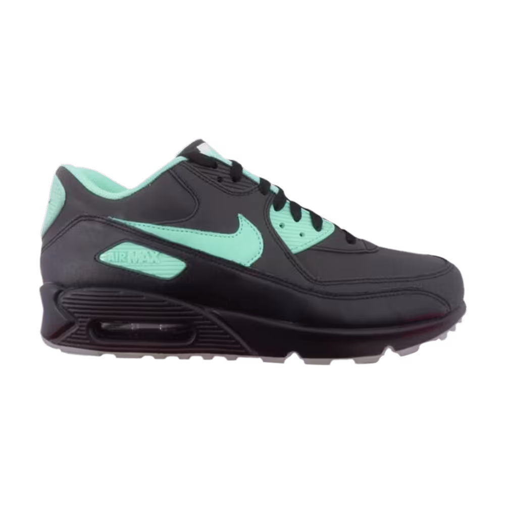 Nike Air Max 90 iD