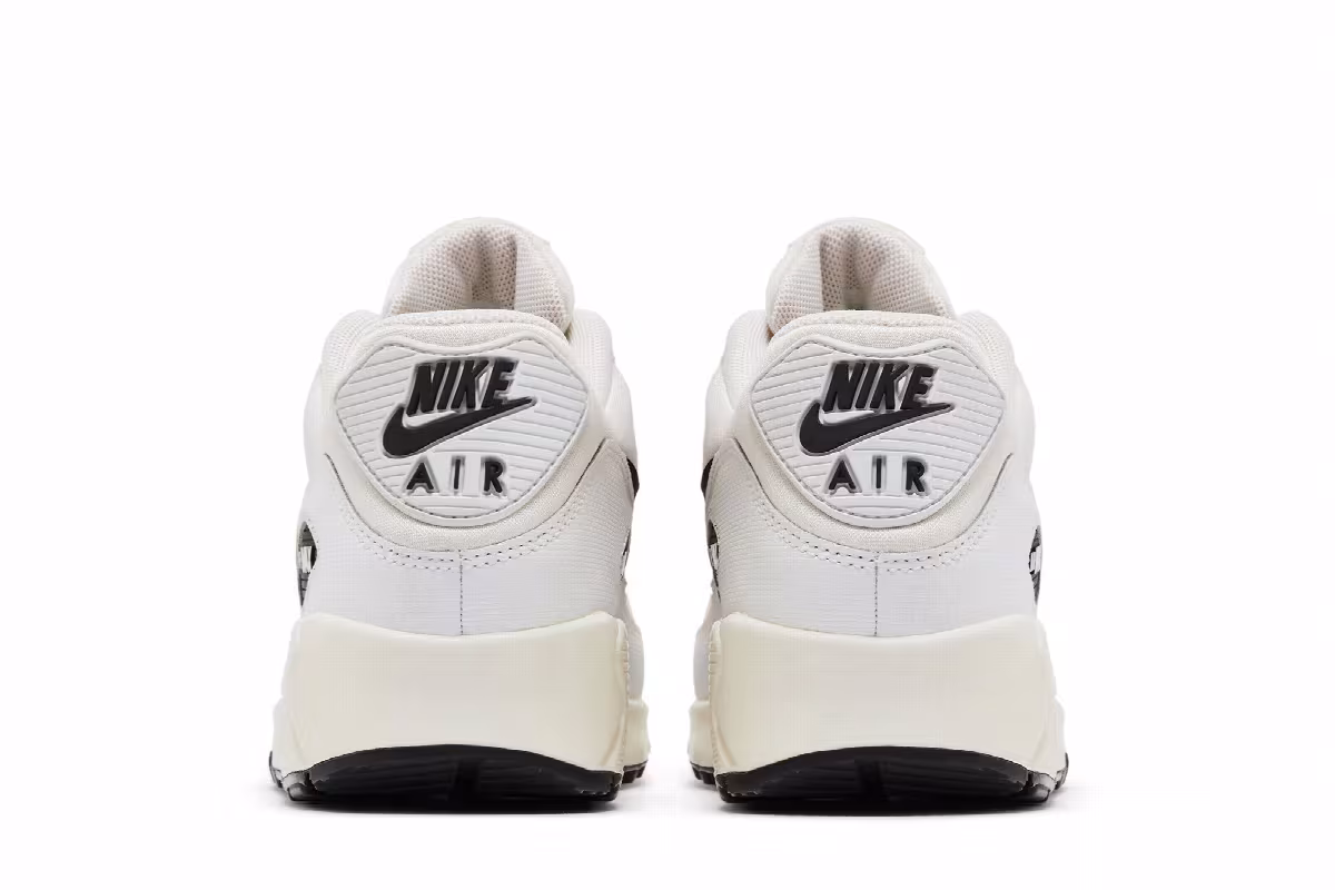 Nike Women's Air Max 90 White Black, view 7