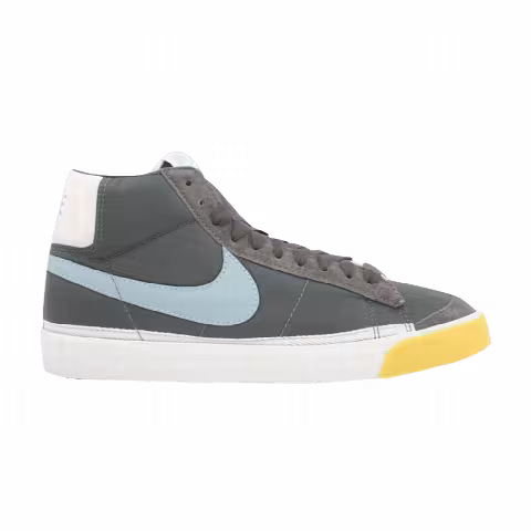 Nike Blazer Mid