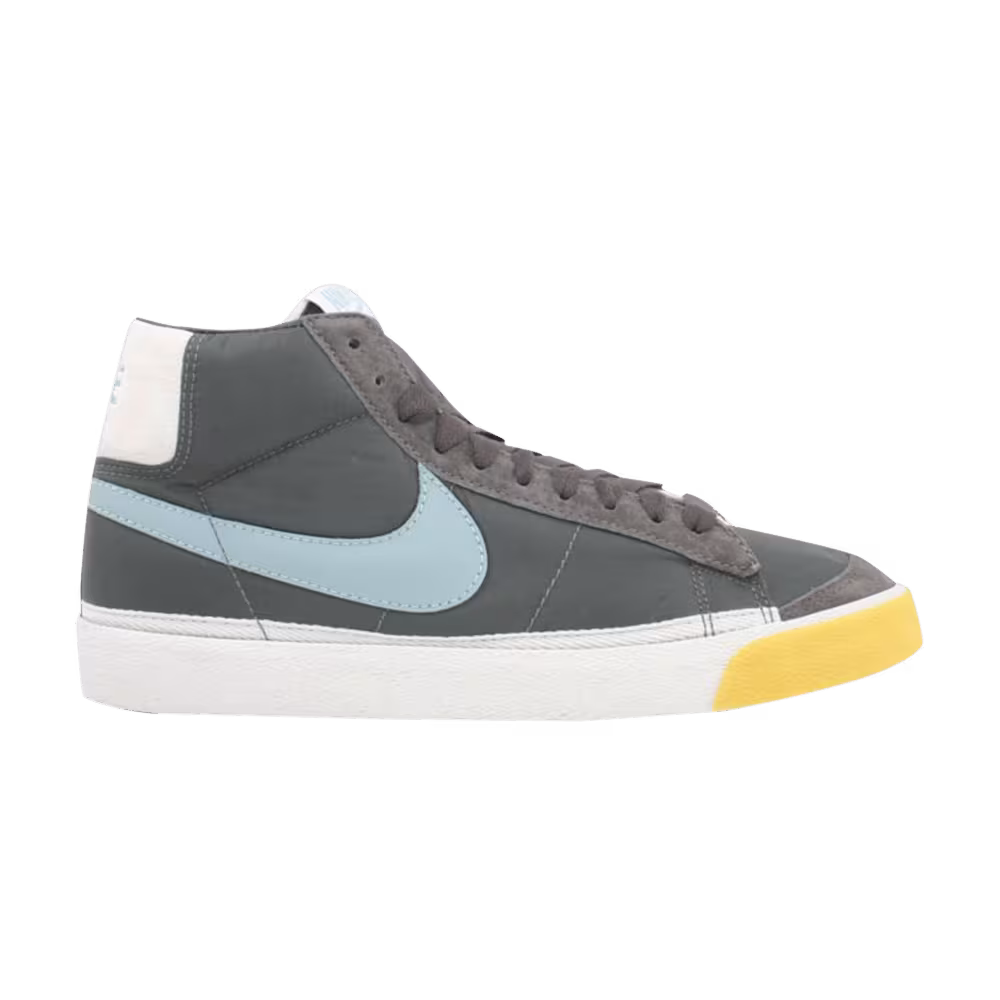Nike Blazer Mid