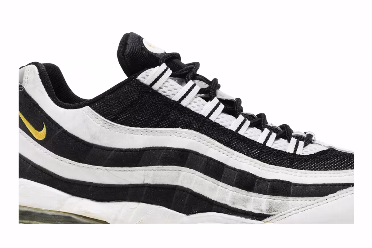 Nike Air Max 95 Juventus, view 3