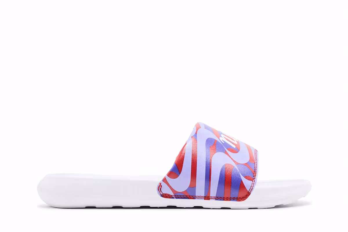Nike Women's Victori One Slide Cinnabar Lapis Swirl, view 2