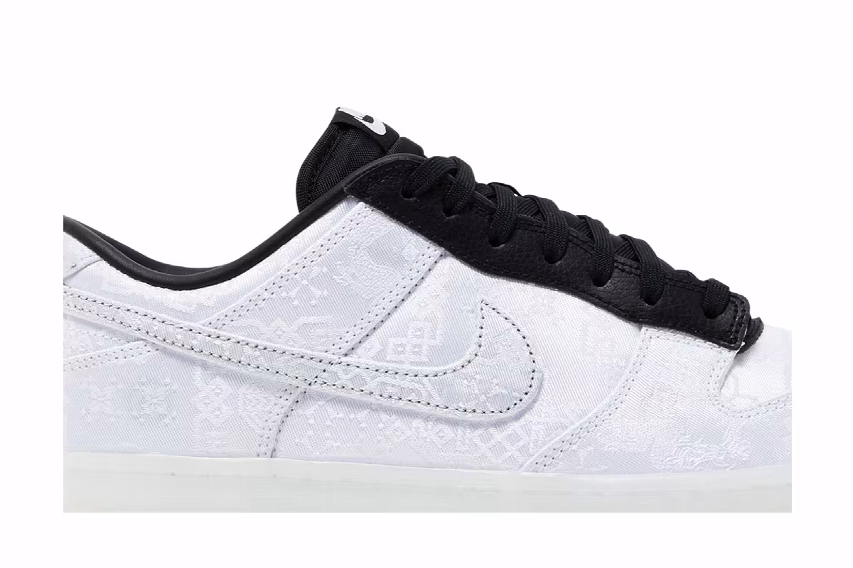 Fragment Design x CLOT x Nike Dunk Low SP 20th Anniversary, view 3