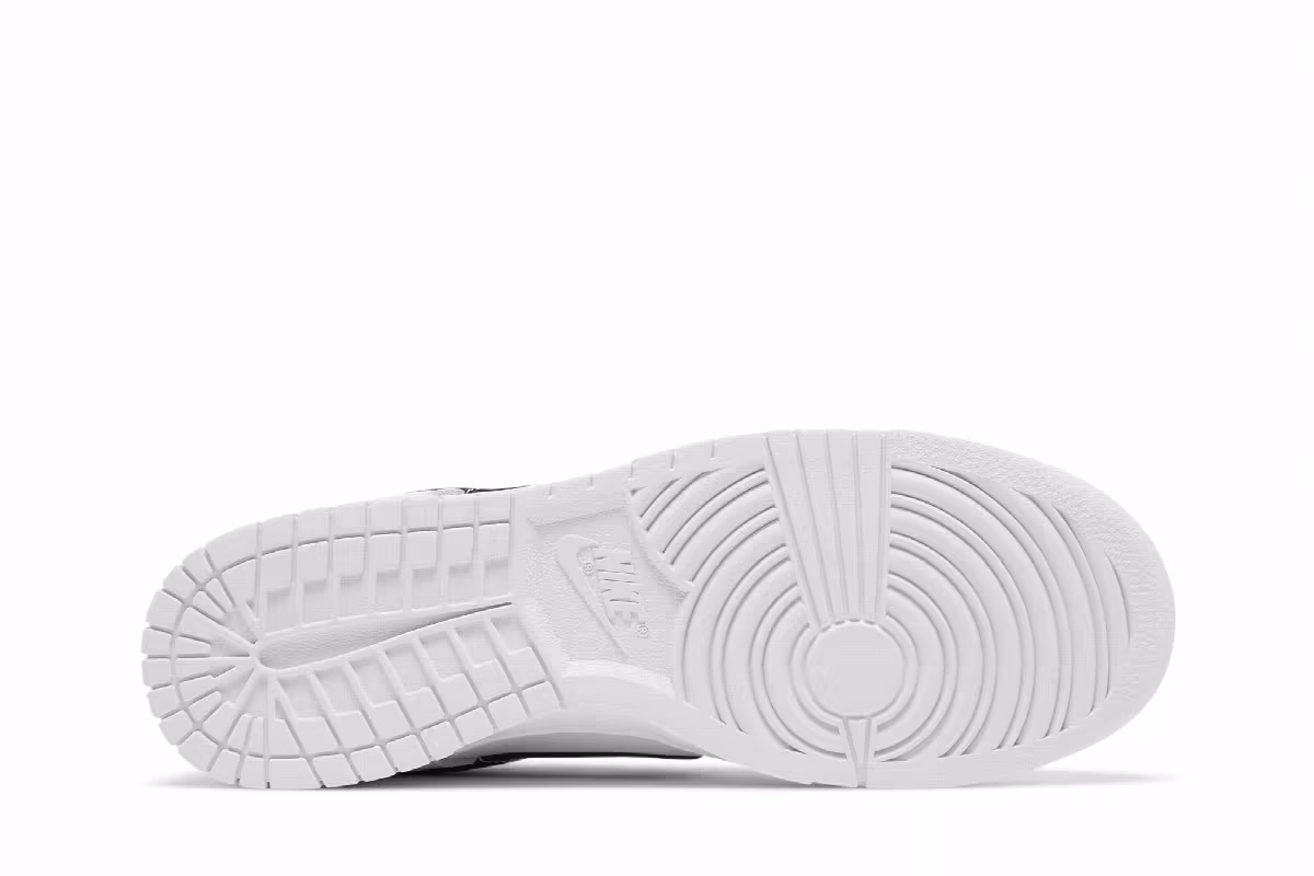 Nike Dunk Low Reverse Panda, view 5