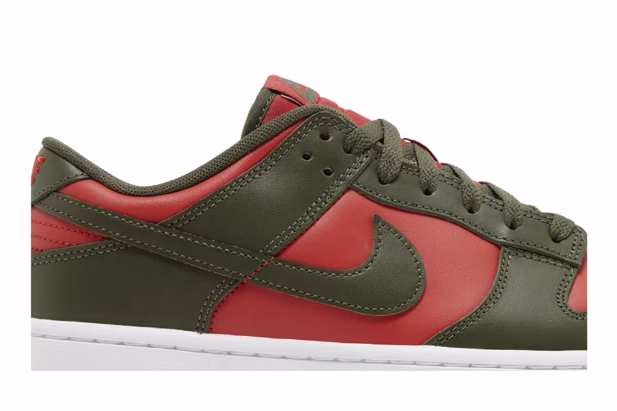 Nike Dunk Low Cargo Khaki Mystic Red, view 3