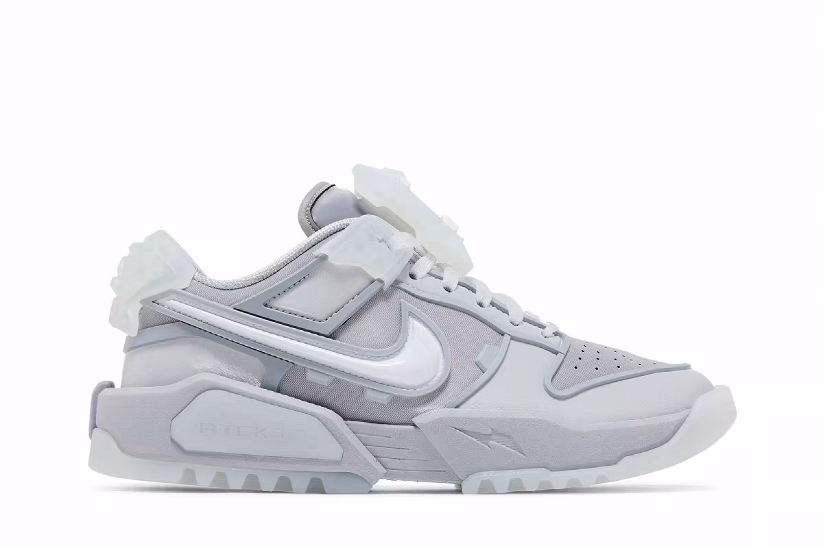 RTFKT x Nike Dunk Genesis Ghost, view 2