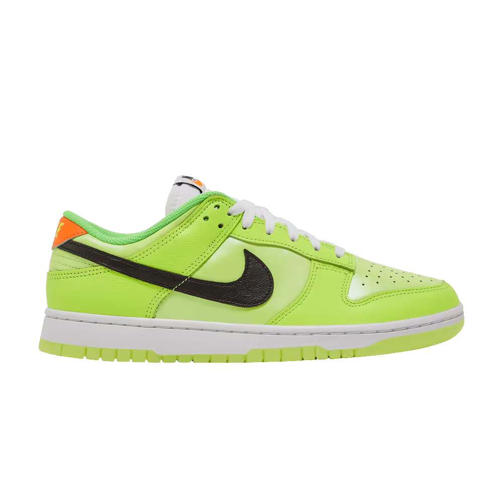Nike Dunk Low SE Volt