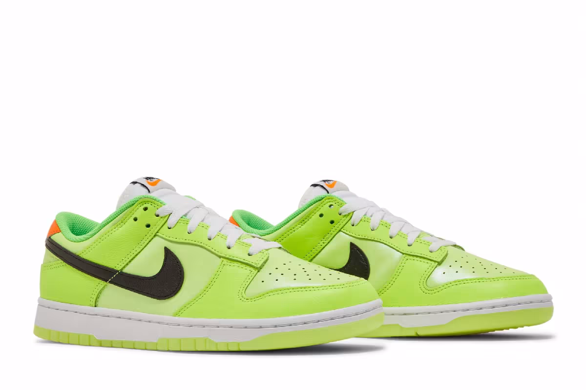 Nike Dunk Low SE Volt, view 9
