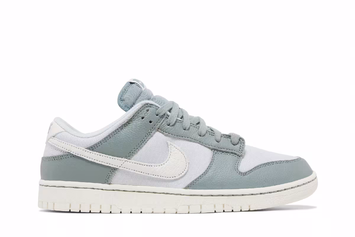 Nike Dunk Low Mica Green, view 2