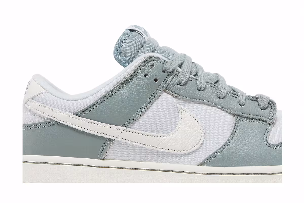 Nike Dunk Low Mica Green, view 3