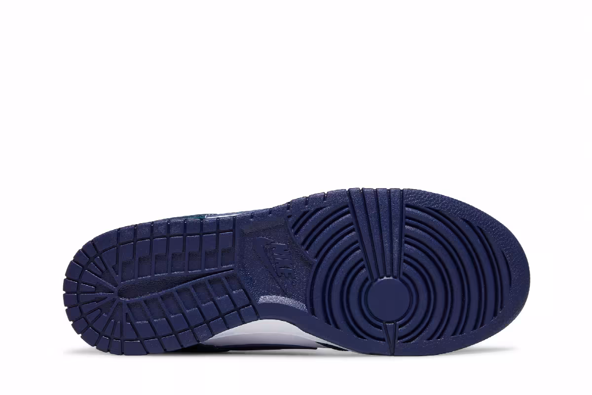 Nike Men's Dunk Low Fir Midnight Navy, view 5