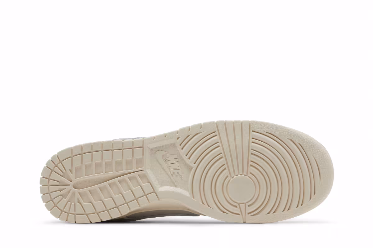 Nike Dunk Low Premium Light Orewood Brown, view 5
